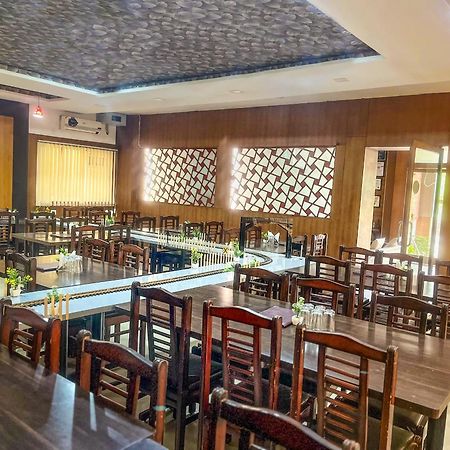 烏代浦 纳拉亚安斯里拉旅馆酒店 外观 照片
