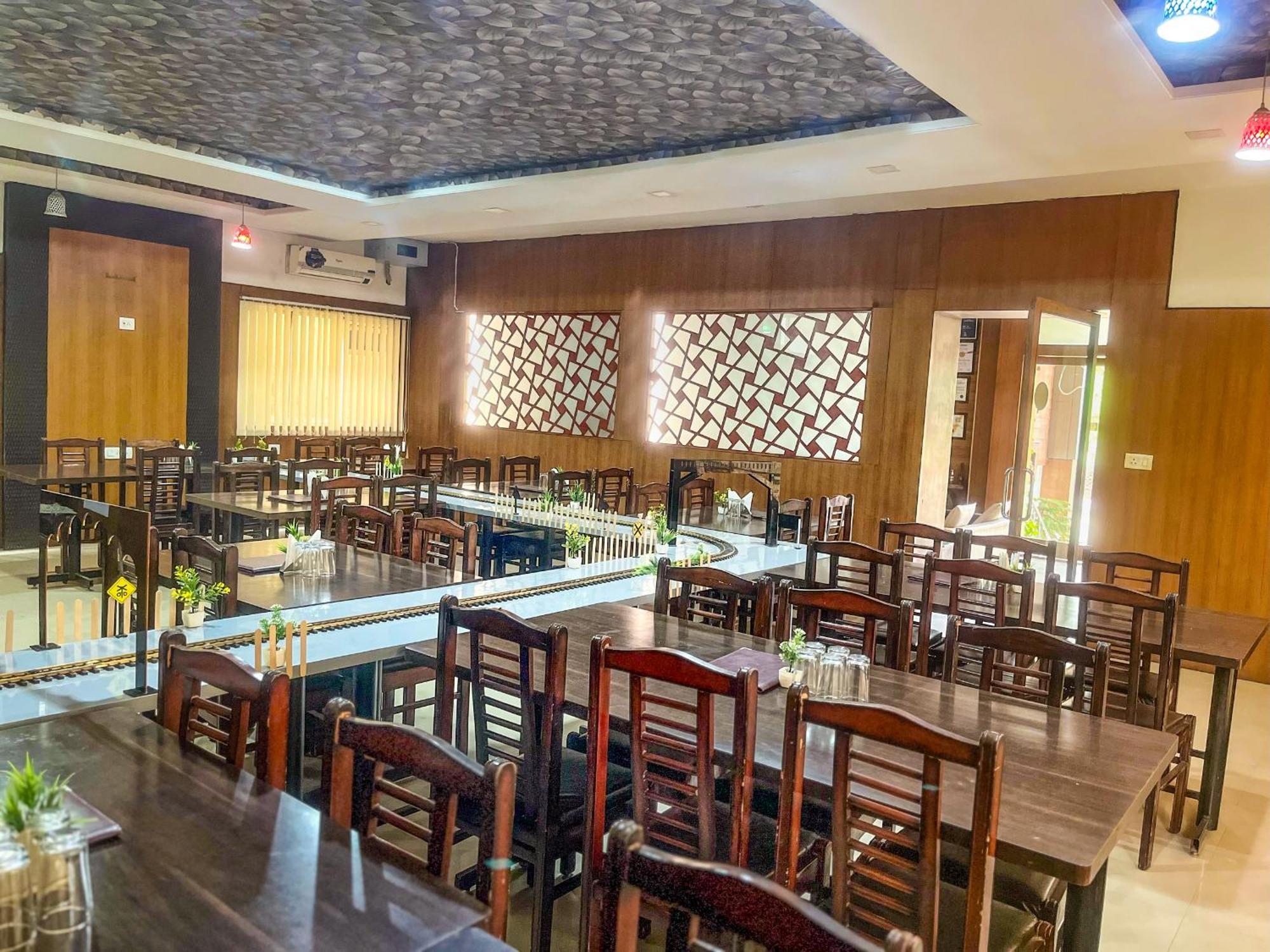 烏代浦 纳拉亚安斯里拉旅馆酒店 外观 照片