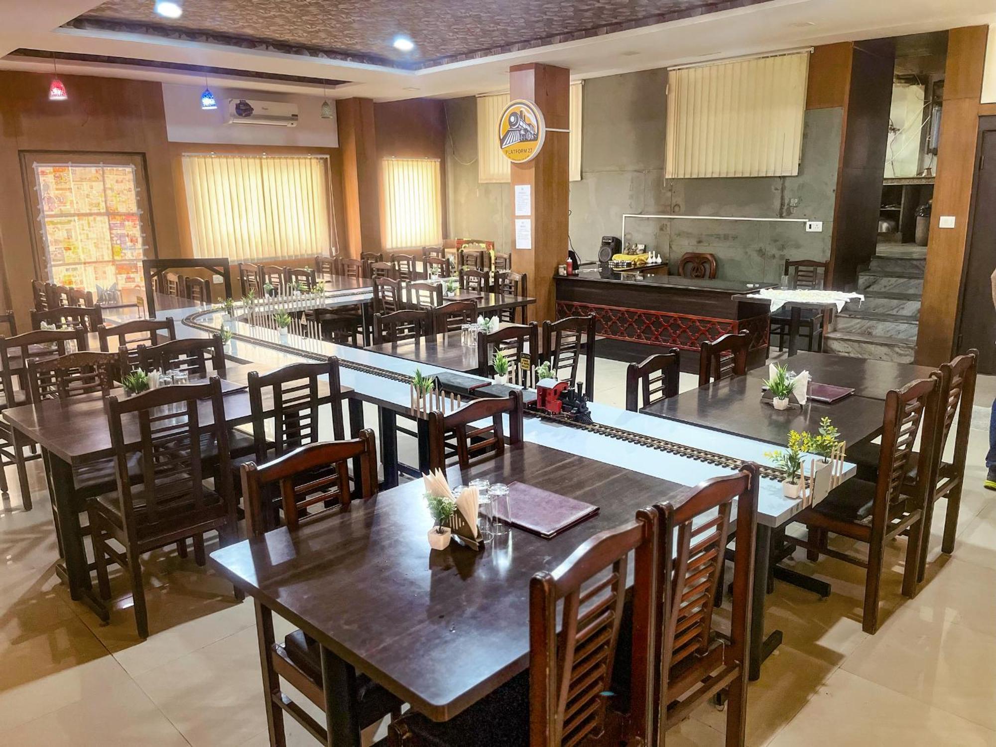 烏代浦 纳拉亚安斯里拉旅馆酒店 外观 照片