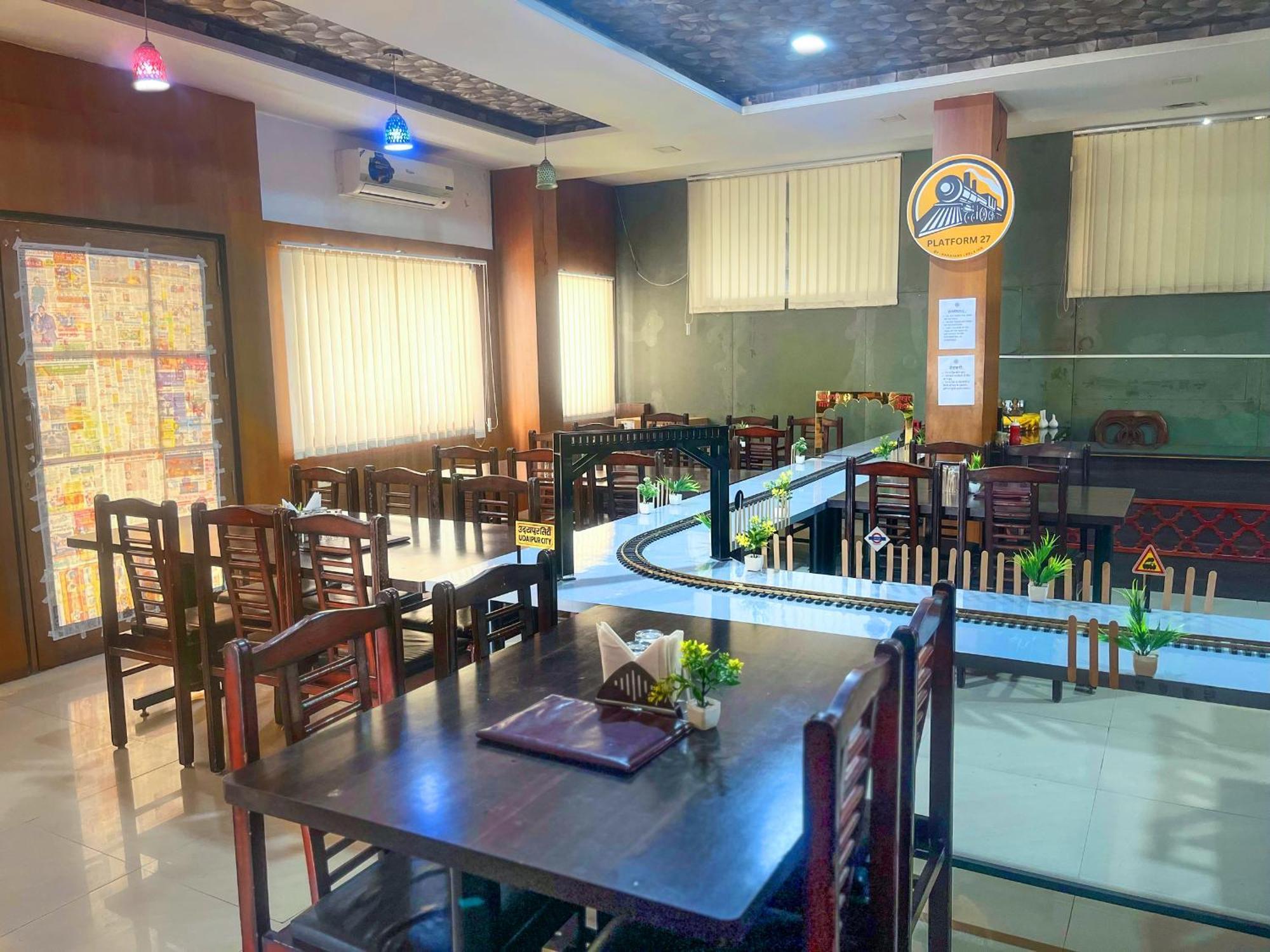 烏代浦 纳拉亚安斯里拉旅馆酒店 外观 照片