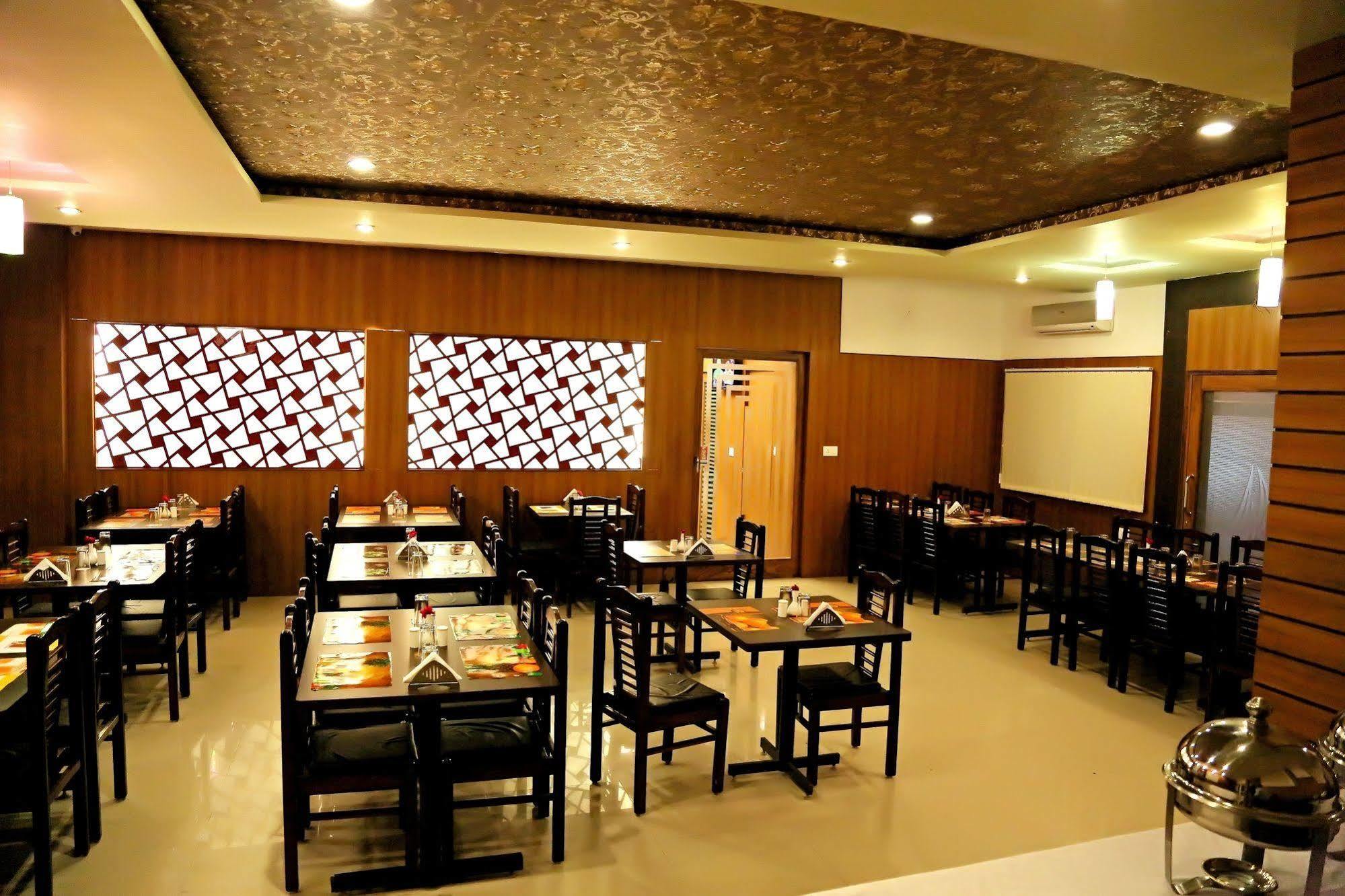 烏代浦 纳拉亚安斯里拉旅馆酒店 外观 照片